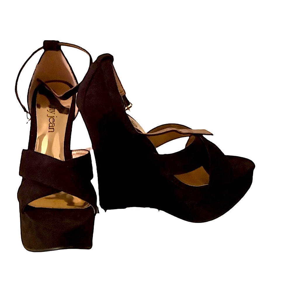 Women's Black Wedge Sandals